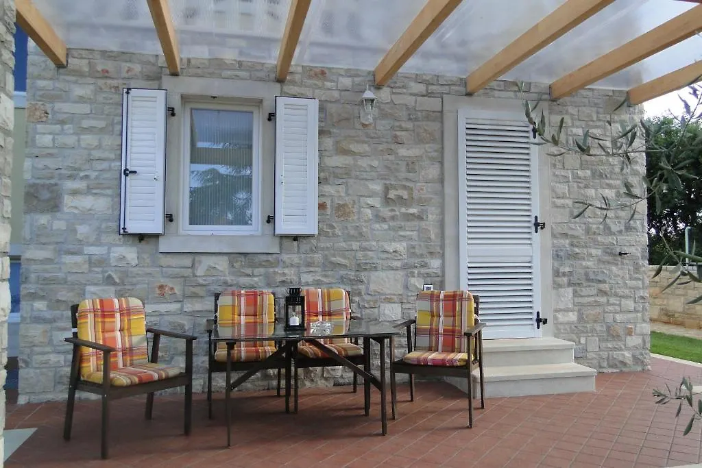 Apartments Villa Ela أوماغ كرواتيا