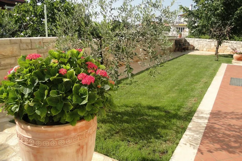 Apartments Villa Ela أوماغ كرواتيا