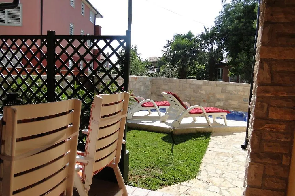 Apartments Villa Ela أوماغ 0*,  كرواتيا
